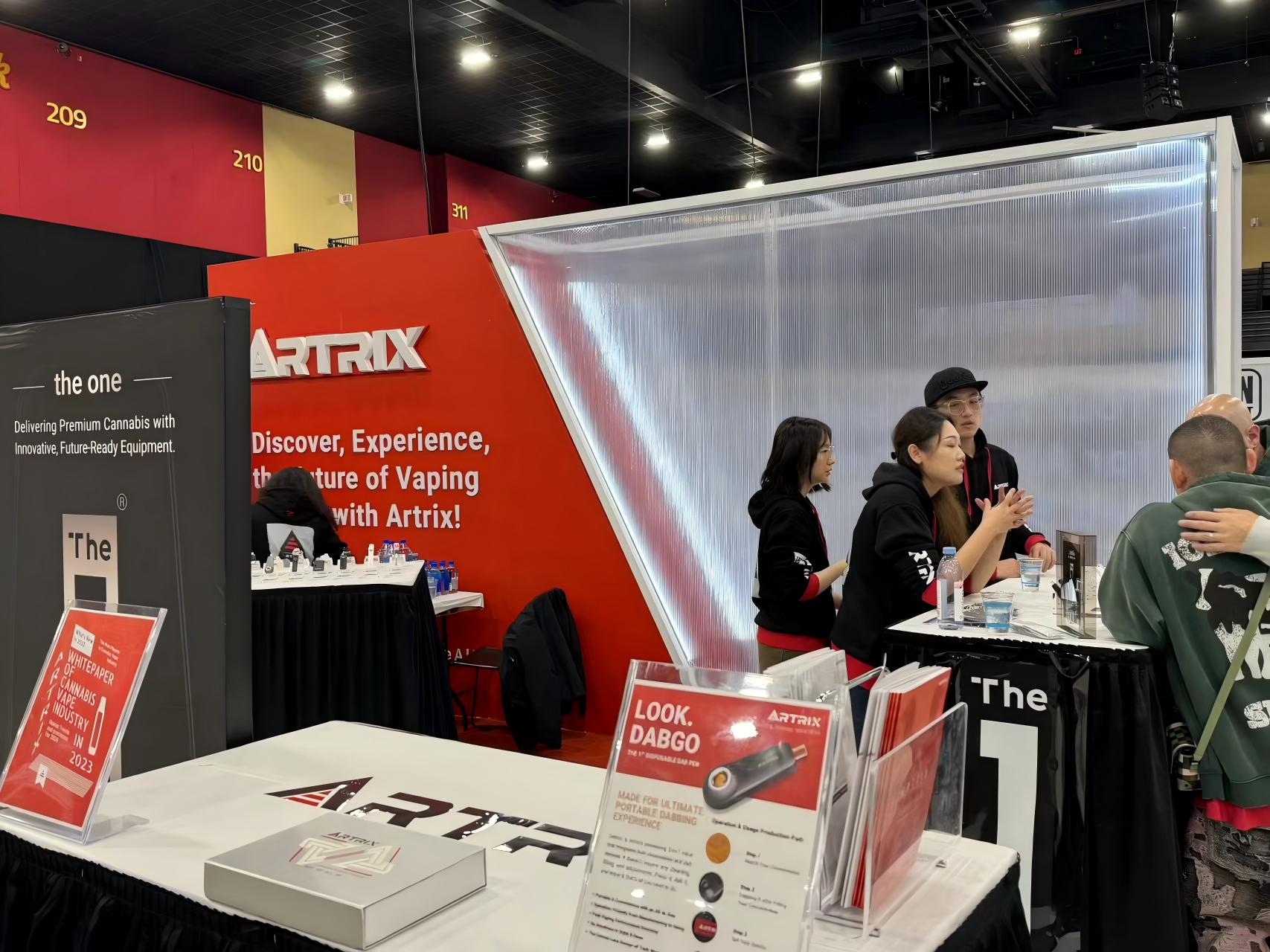 ARTRIX 电子烟美国.迈阿密展位设计搭建展览项目现场图01